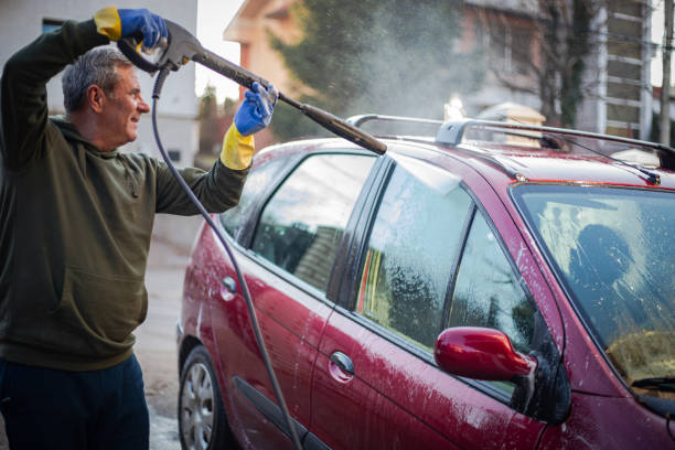 Best Garage Pressure Washing  in Chepachet, RI